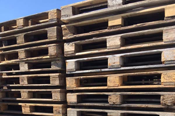 Ξύλινη Παλέτα Βαρέως Τύπου 100x120cm